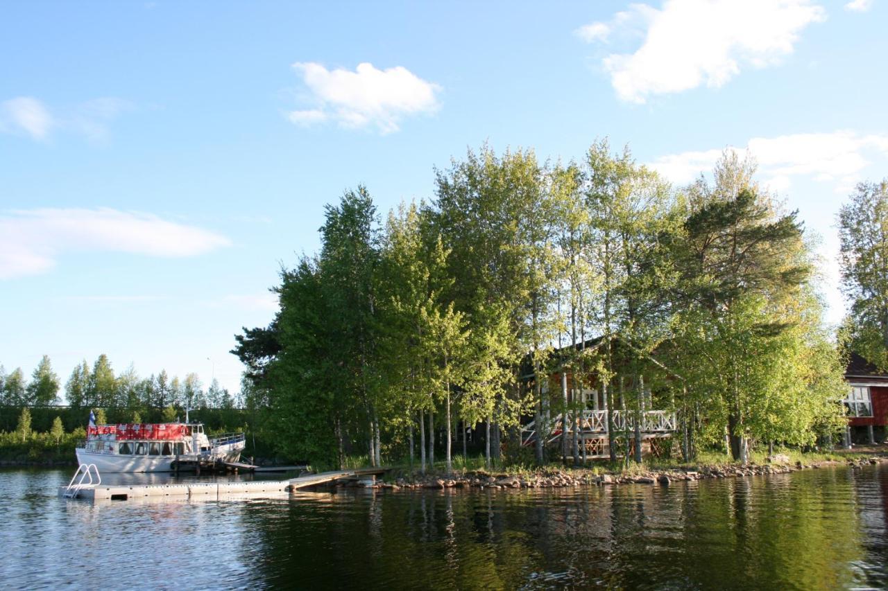 קמיארבי Santa'S Little Village - Hotel Uitonniemi מראה חיצוני תמונה