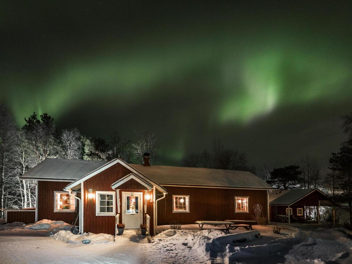 קמיארבי Santa'S Little Village - Hotel Uitonniemi מראה חיצוני תמונה