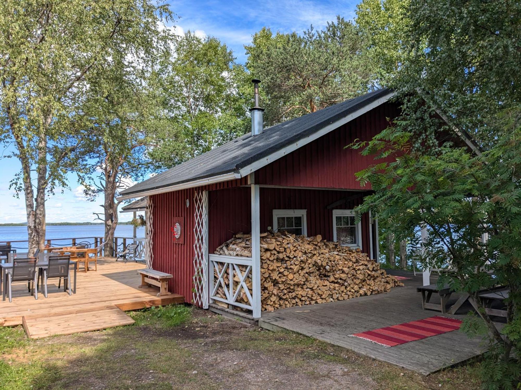 קמיארבי Santa'S Little Village - Hotel Uitonniemi מראה חיצוני תמונה