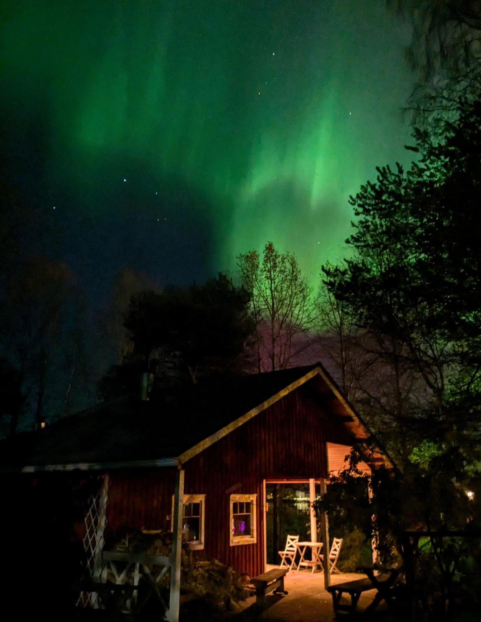 קמיארבי Santa'S Little Village - Hotel Uitonniemi מראה חיצוני תמונה